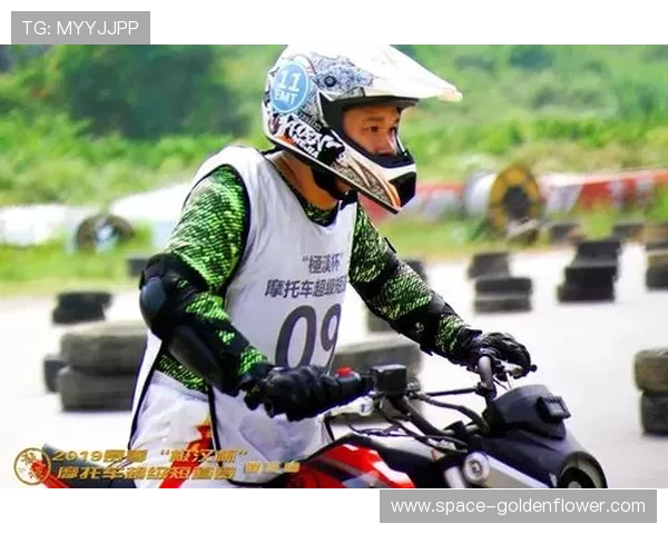 车手龚云鹏谈金湾赛道:平坦绕圈赛的速度博弈