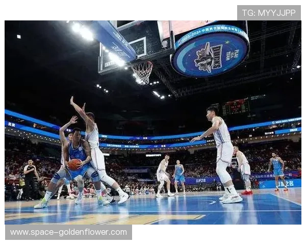 鹈鹕116-113险胜篮网，锡安内线冲击成制胜关键